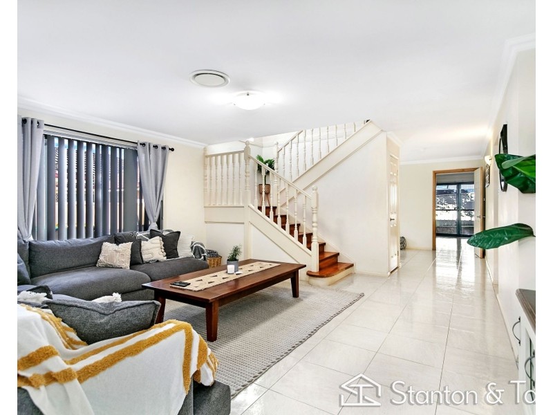 26 Waterford Way, Glenmore Park NSW 2745