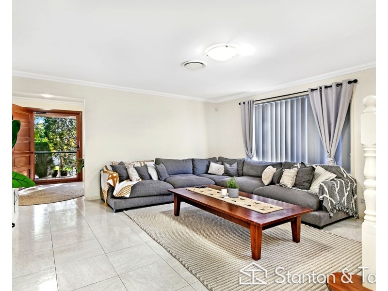 26 Waterford Way, Glenmore Park NSW 2745