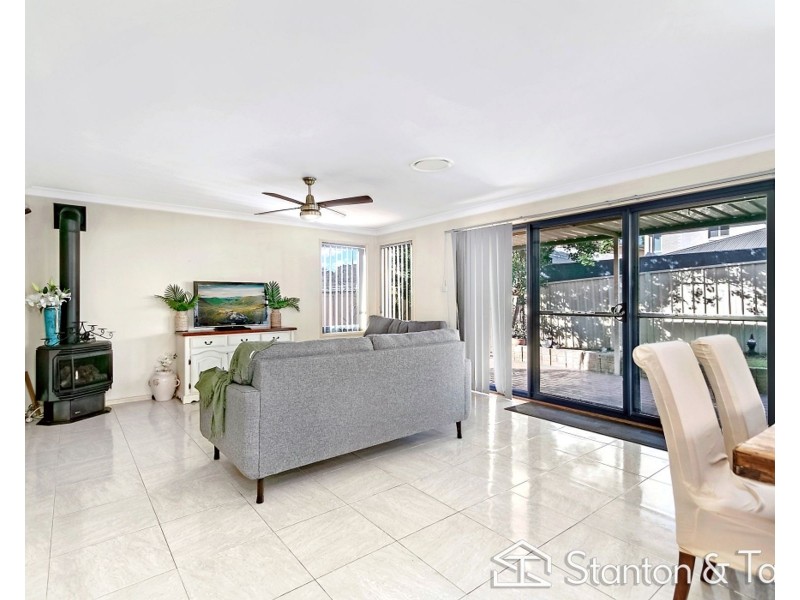 26 Waterford Way, Glenmore Park NSW 2745