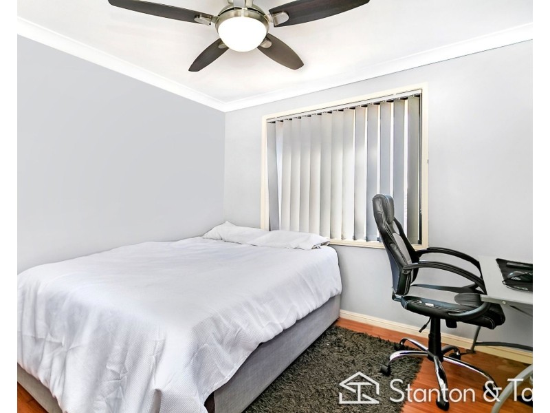 26 Waterford Way, Glenmore Park NSW 2745