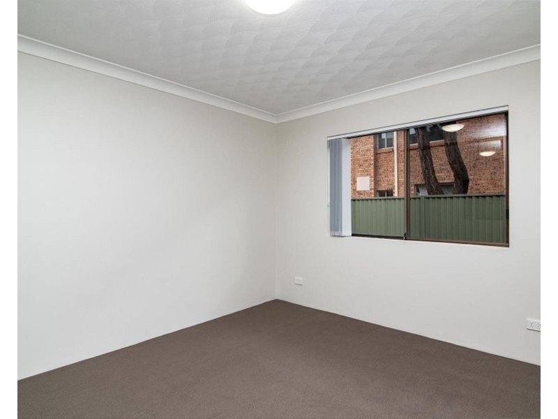 2/17 Preston Street, Penrith NSW 2750