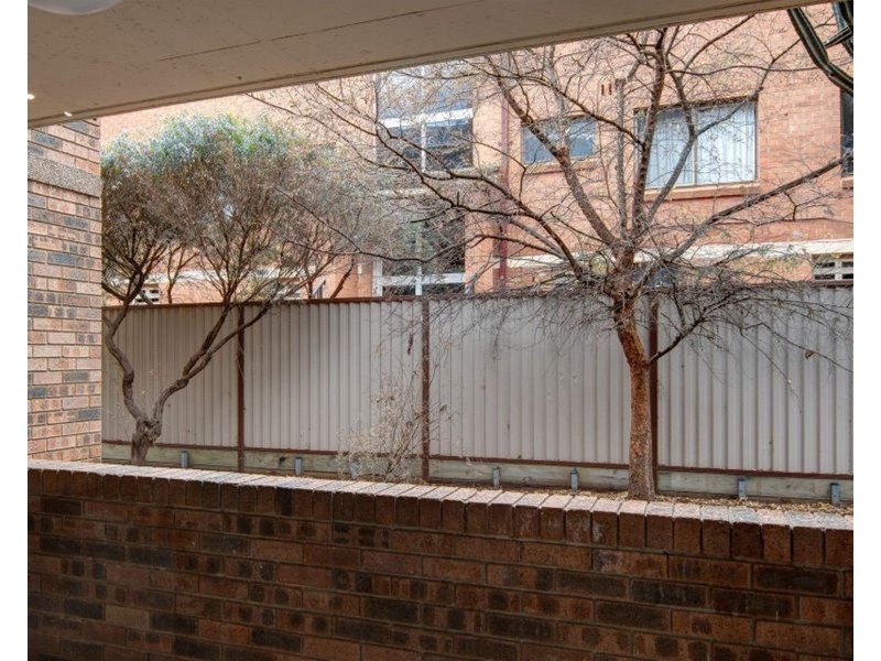 2/17 Preston Street, Penrith NSW 2750