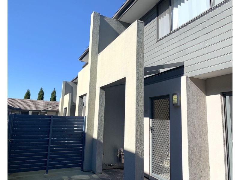 13/32 Luttrell Street, Glenmore Park NSW 2745