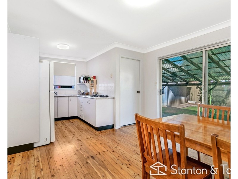 8 Brentwood Grove, Werrington Downs NSW 2747