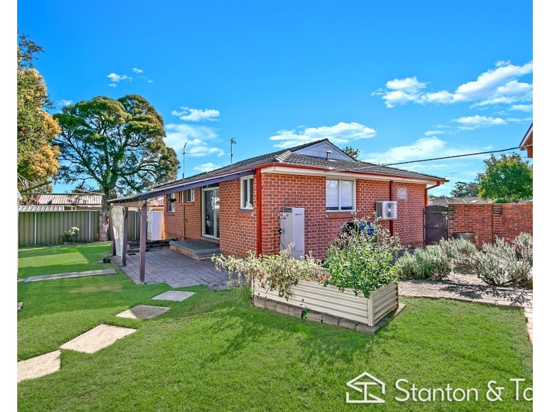 8 Brentwood Grove, Werrington Downs NSW 2747