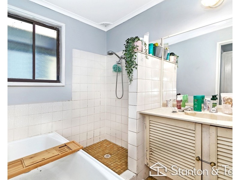 2 Dewdrop Place, Werrington Downs NSW 2747