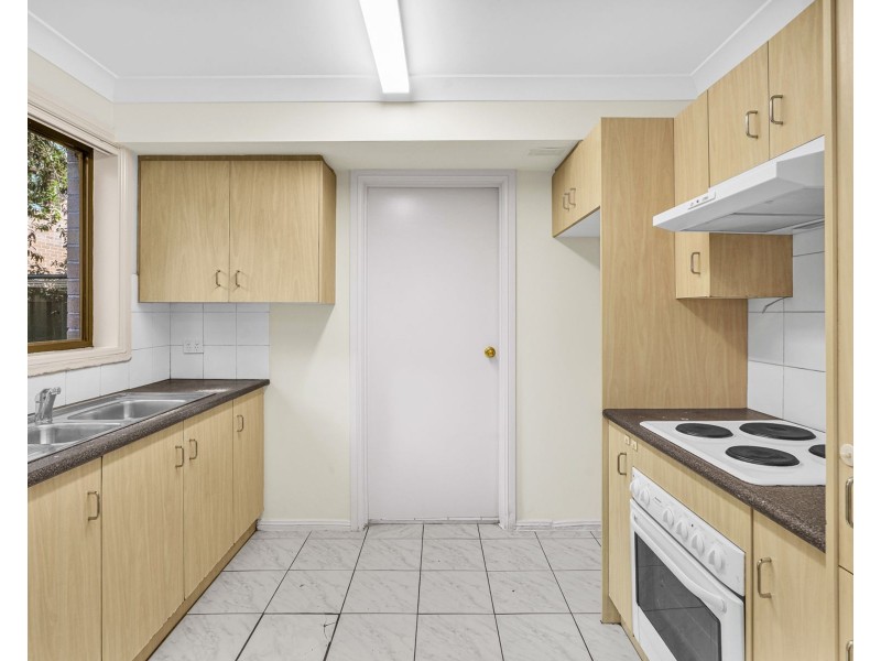 4/29-35 Bringelly Road, Kingswood NSW 2340