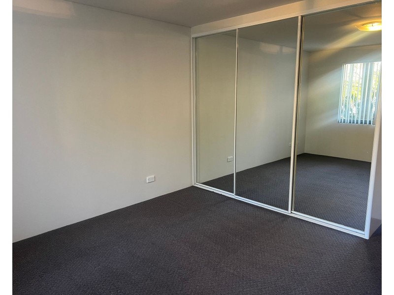 1/7-9 Regentville Road, Penrith NSW 2750