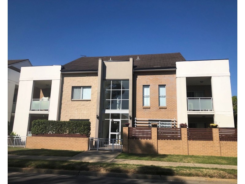 2/33 Robert Street, Penrith NSW 2750