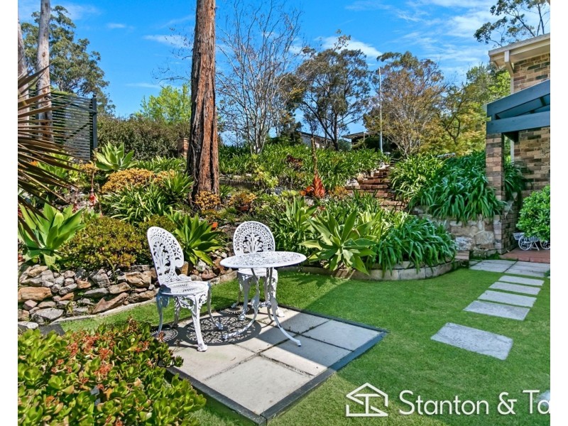 2 Hunter Way, Faulconbridge NSW 2776