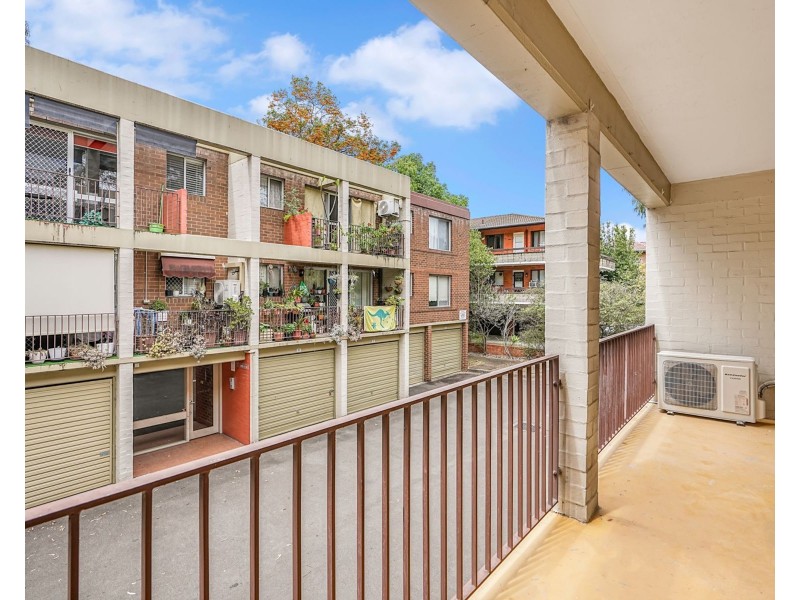 4d/9-19 York Rd, Penrith NSW 2750