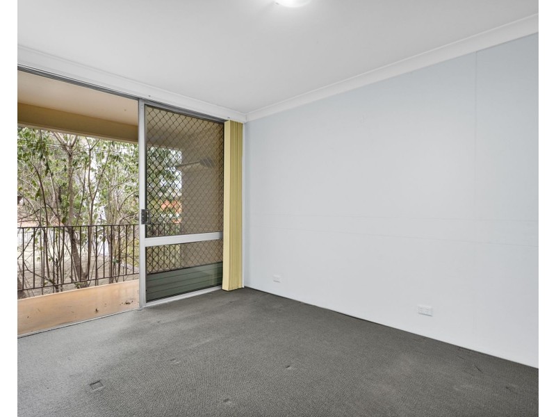 4d/9-19 York Rd, Penrith NSW 2750