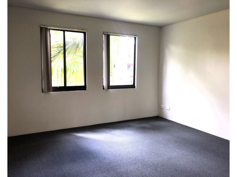 4/7-9 Regentville Road, Penrith NSW 2750