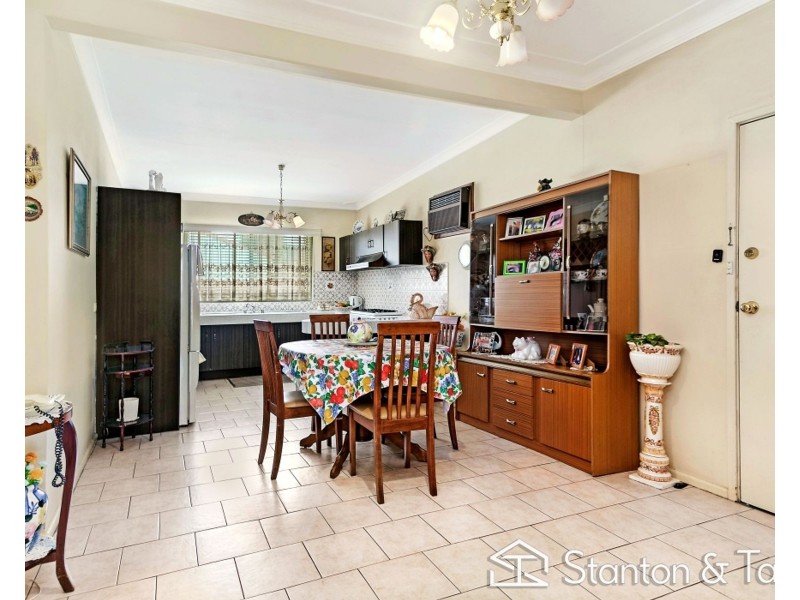 13 Hanbury Street, Greystanes NSW 2145