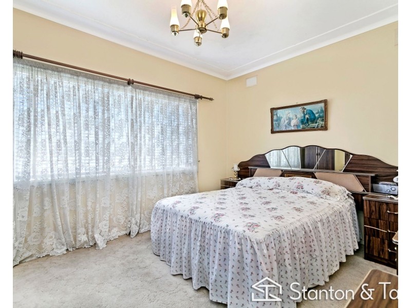 13 Hanbury Street, Greystanes NSW 2145
