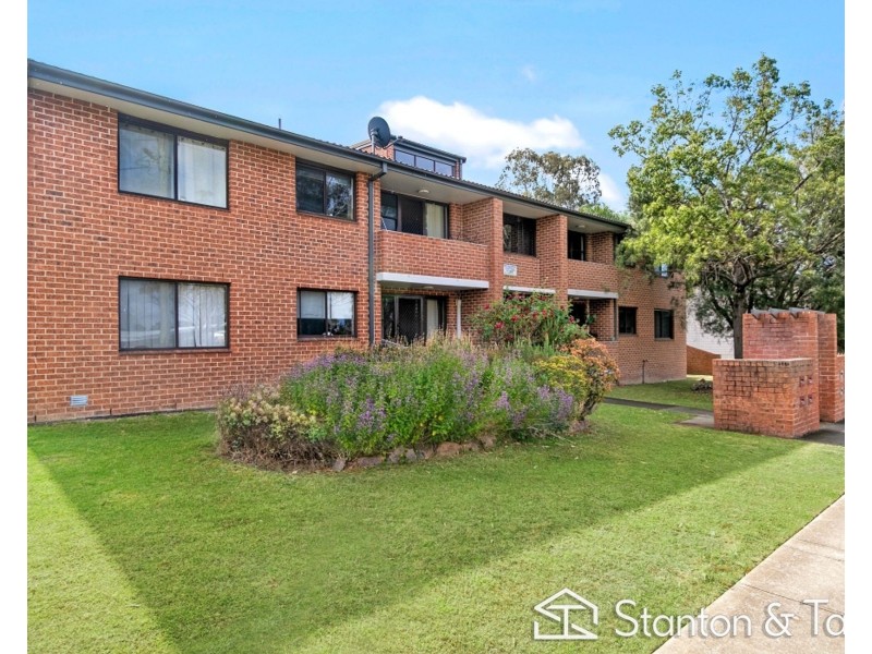 13/29-31 First Street, Kingswood NSW 2747