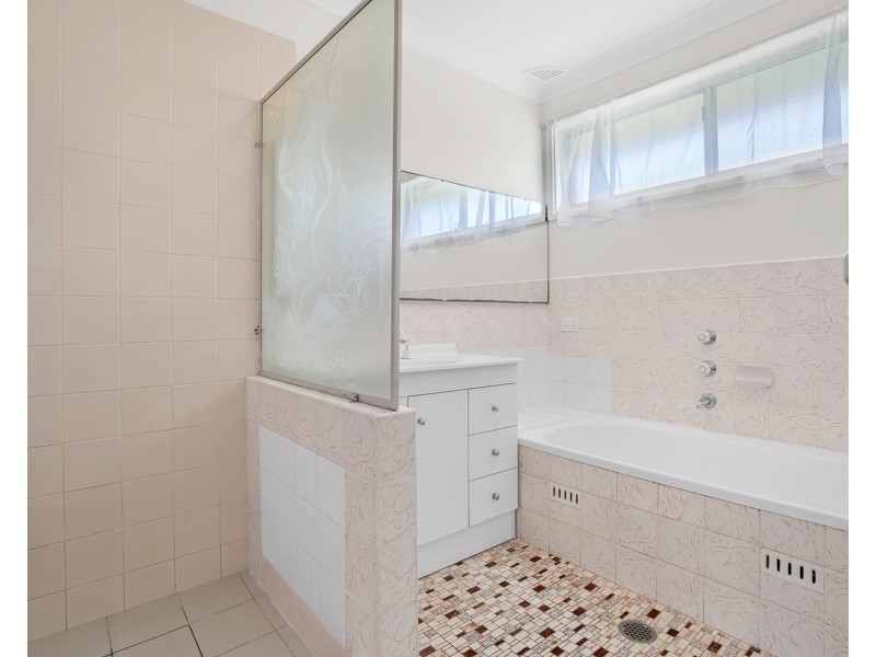 3 Bunyan Road, Leonay NSW 2750