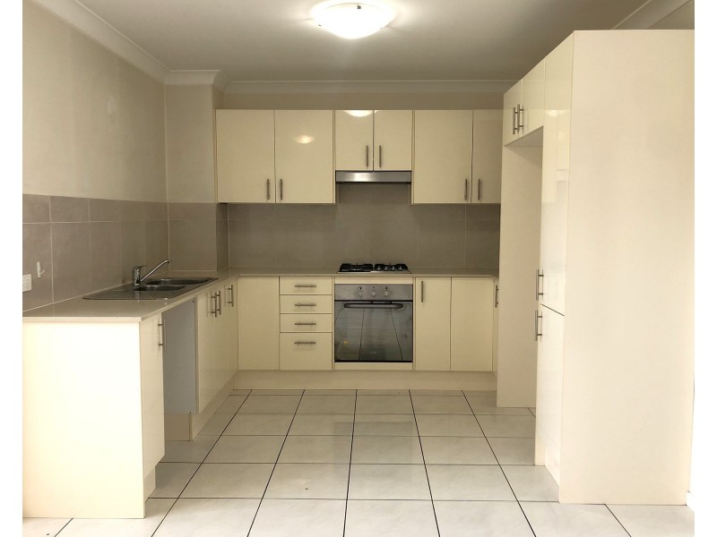 29/8 Colless Street, Penrith NSW 2750