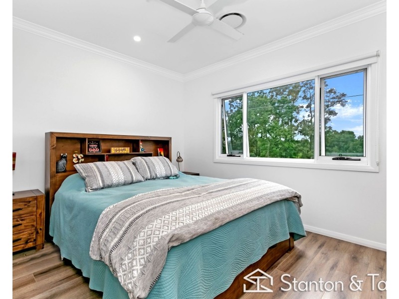157 River Road, Leonay NSW 2750