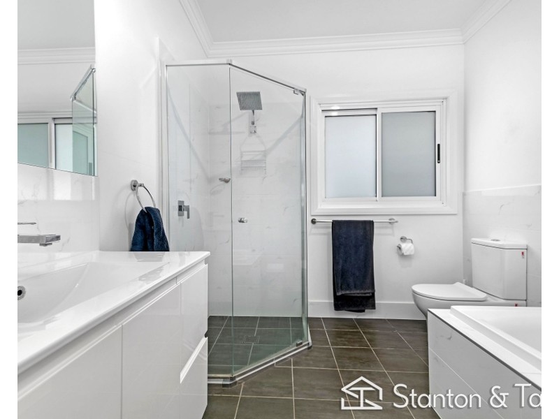 157 River Road, Leonay NSW 2750