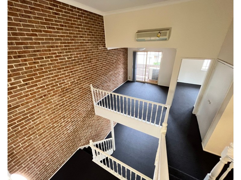 9/204 Derby Street, Penrith NSW 2750