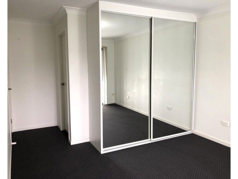 6/84 Woodlands Drive, Glenmore Park NSW 2745