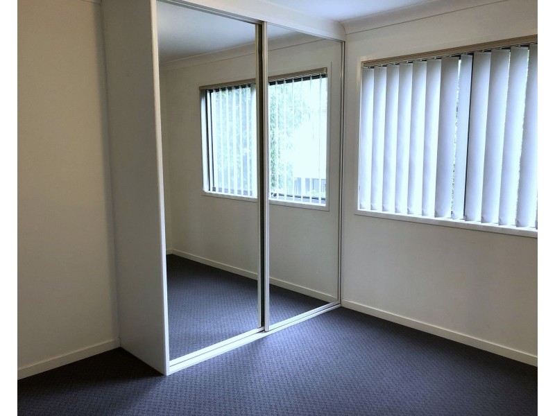 6/84 Woodlands Drive, Glenmore Park NSW 2745