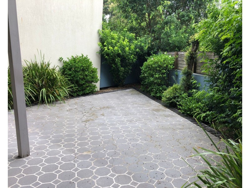 6/84 Woodlands Drive, Glenmore Park NSW 2745