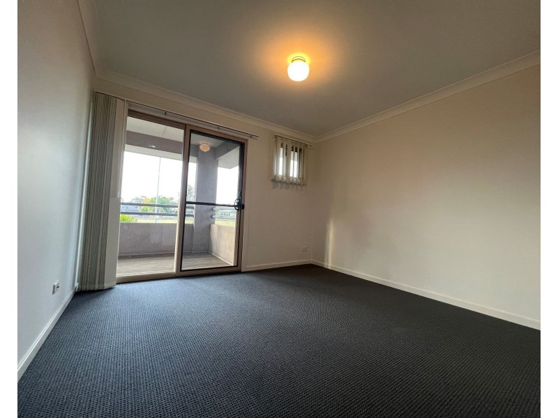 5/126 High Street, Penrith NSW 2750