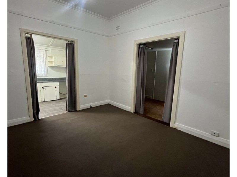 2/35 Great Western Highway, Kingswood NSW 2747