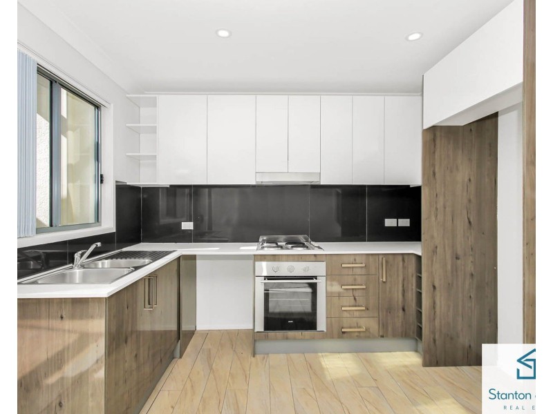 2/95 Castlereagh Street, Penrith NSW 2750