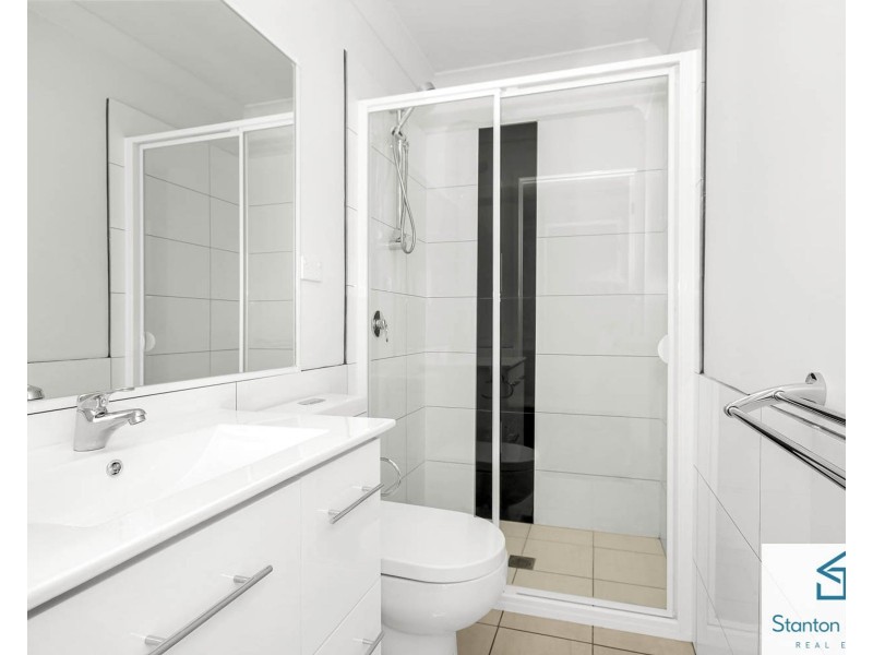 2/95 Castlereagh Street, Penrith NSW 2750