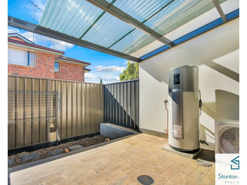 2/95 Castlereagh Street, Penrith NSW 2750