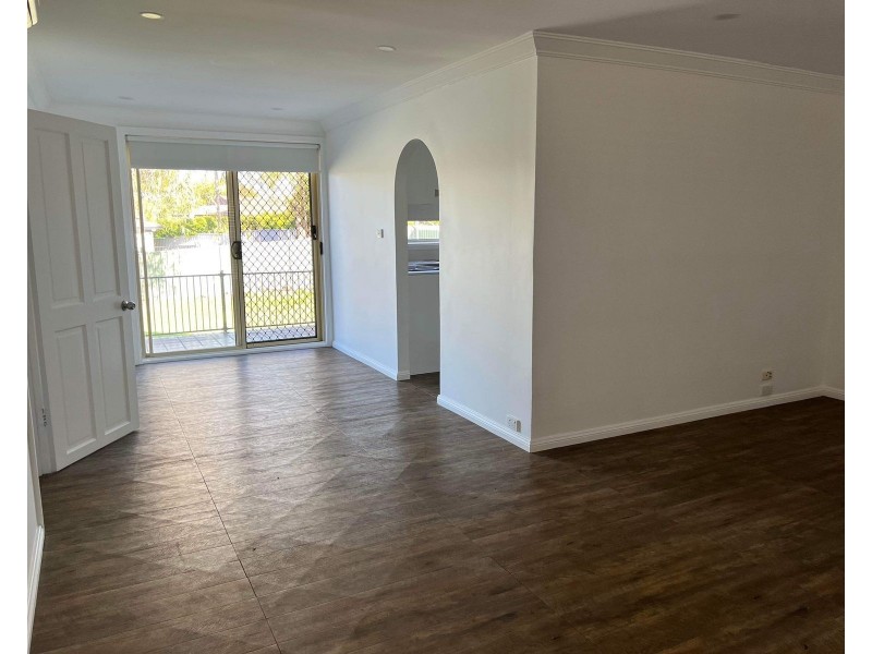 9 Lowanna Drive, South Penrith NSW 2750