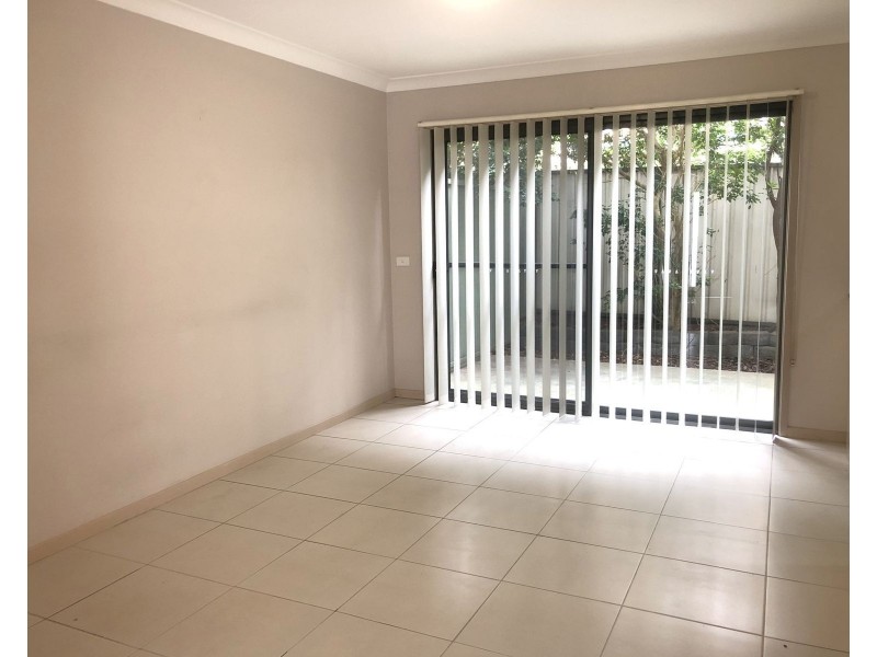 11/32 Luttrell Street, Glenmore Park NSW 2745