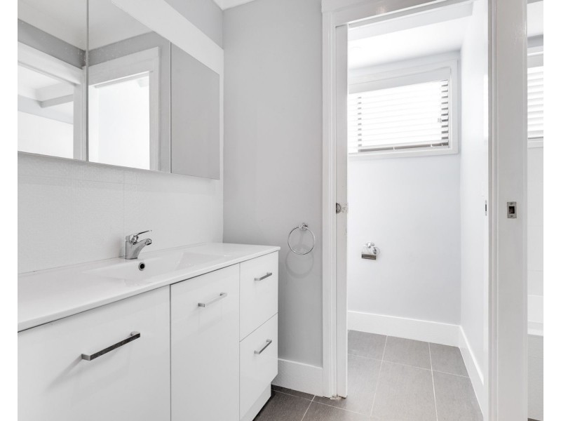 11 Westmoor Grove, Werrington Downs NSW 2747