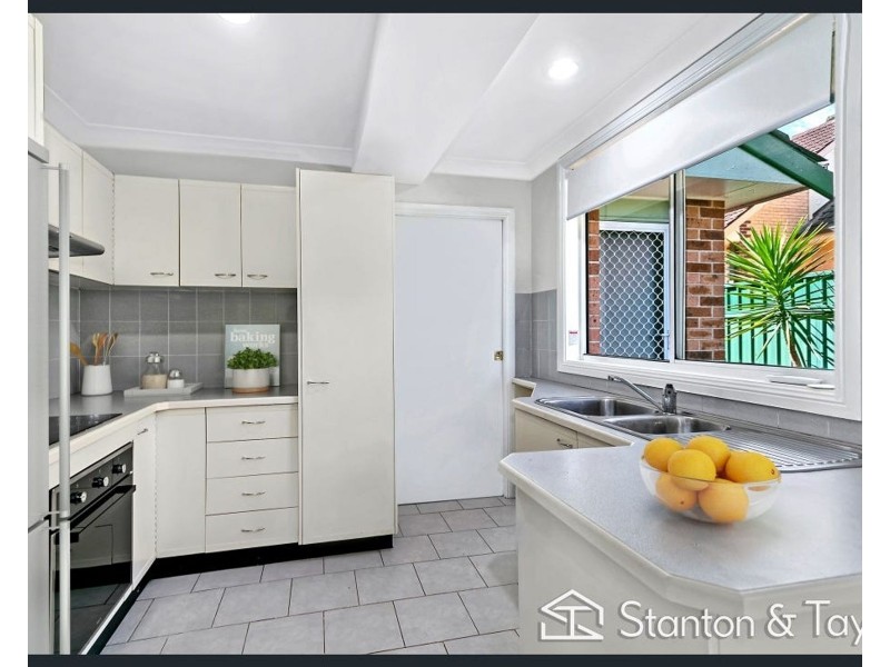 3/6 College Street, Cambridge Park NSW 2747