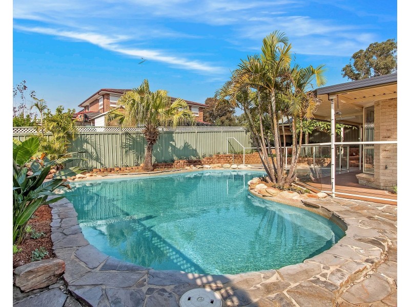 4 Turnberry Crescent, Glenmore Park NSW 2745