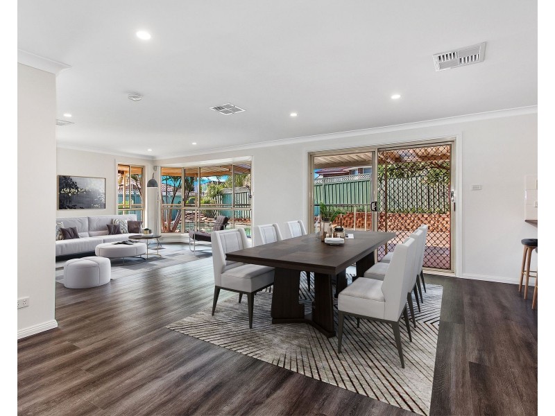 4 Turnberry Crescent, Glenmore Park NSW 2745