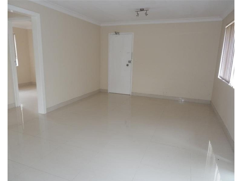 6/215 Derby Street, Penrith NSW 2750