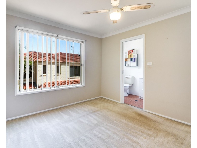 4/24-28 Robert Street, Penrith NSW 2750