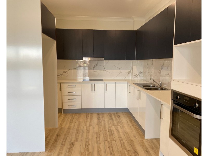 14/108 Lethbridge Street, Penrith NSW 2750