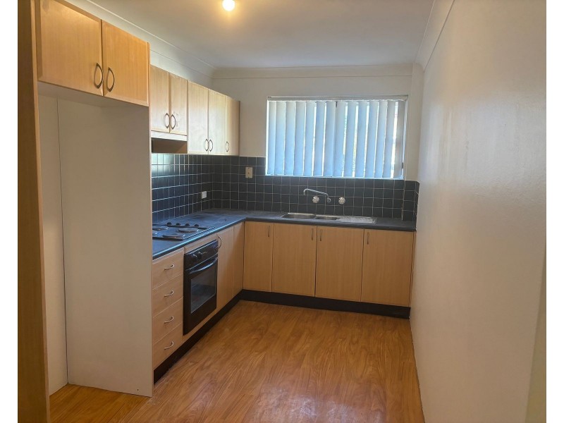 8/28-30 Castlereagh Street, Penrith NSW 2750