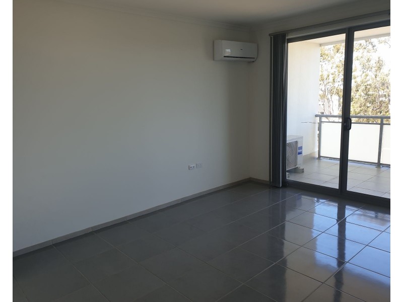 50/4 Colless Street, Penrith NSW 2750