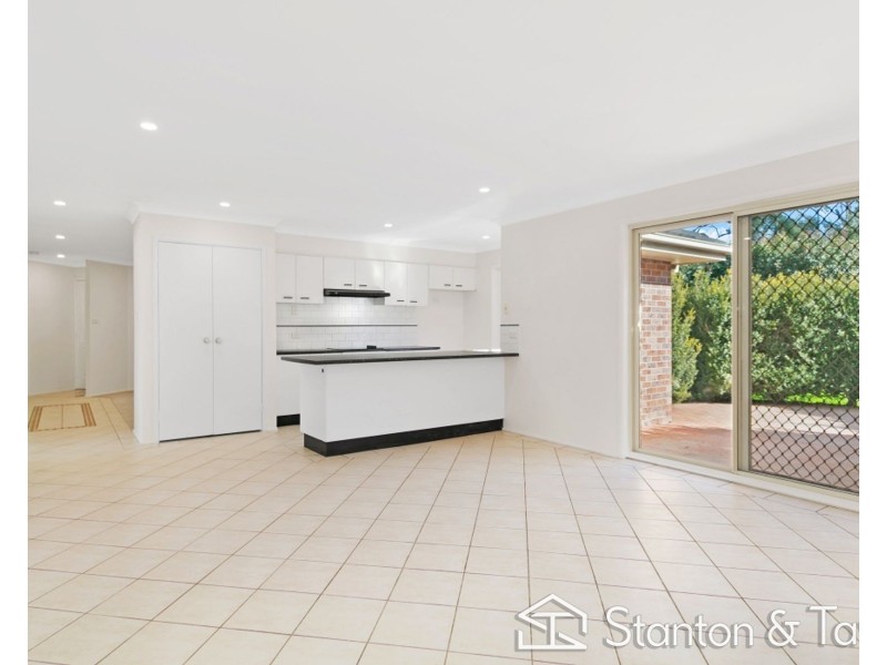 4 McCauley Crescent, Glenbrook NSW 2773