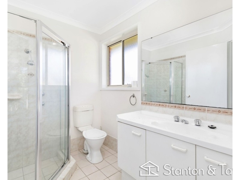 4 McCauley Crescent, Glenbrook NSW 2773