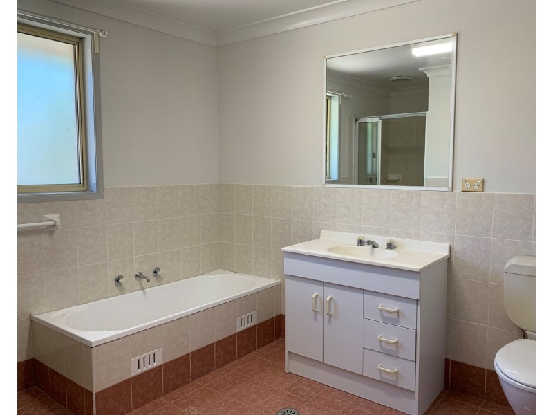 4/9-11 Thurston Street, Penrith NSW 2750