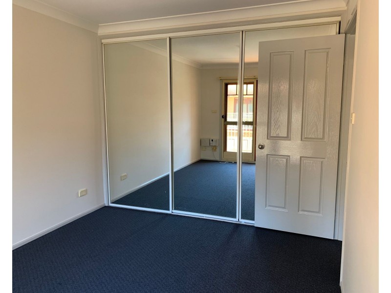 4/9-11 Thurston Street, Penrith NSW 2750