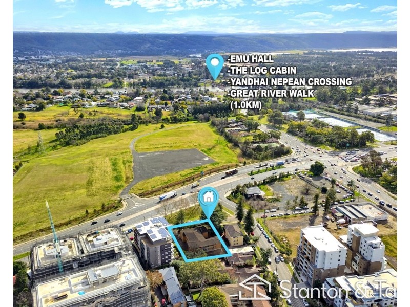 4/4 John Tipping Grove, Penrith NSW 2750