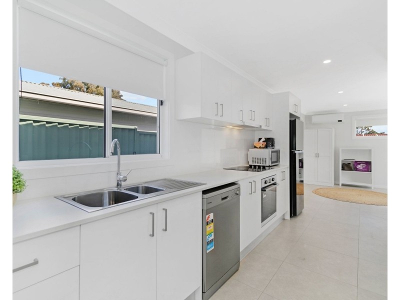 68 & 68A Penrose Crescent, South Penrith NSW 2750